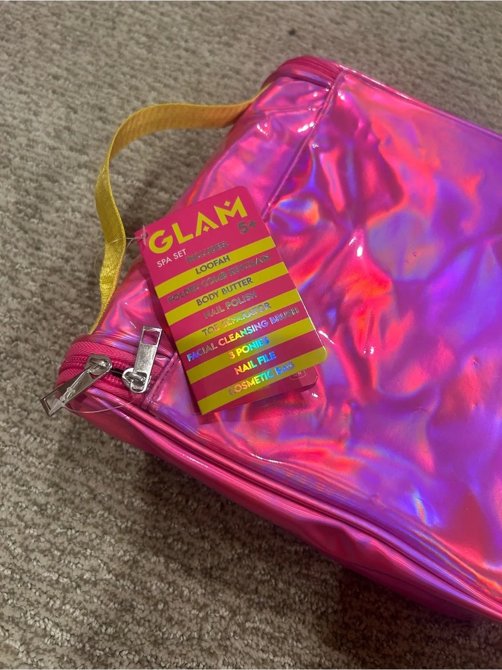 glam compact glittery